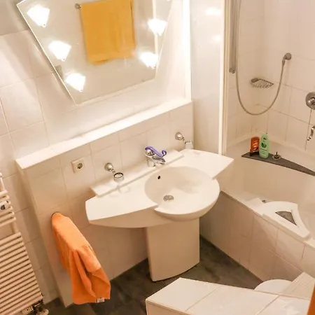 Apartment Exklusive Ferienwohnung Mit Garten - Nahe Messe Munich